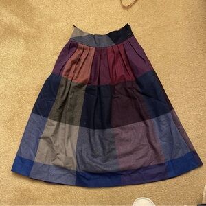 Diane Von Furstenberg Wool blend Plaid skirt - made in Portugal